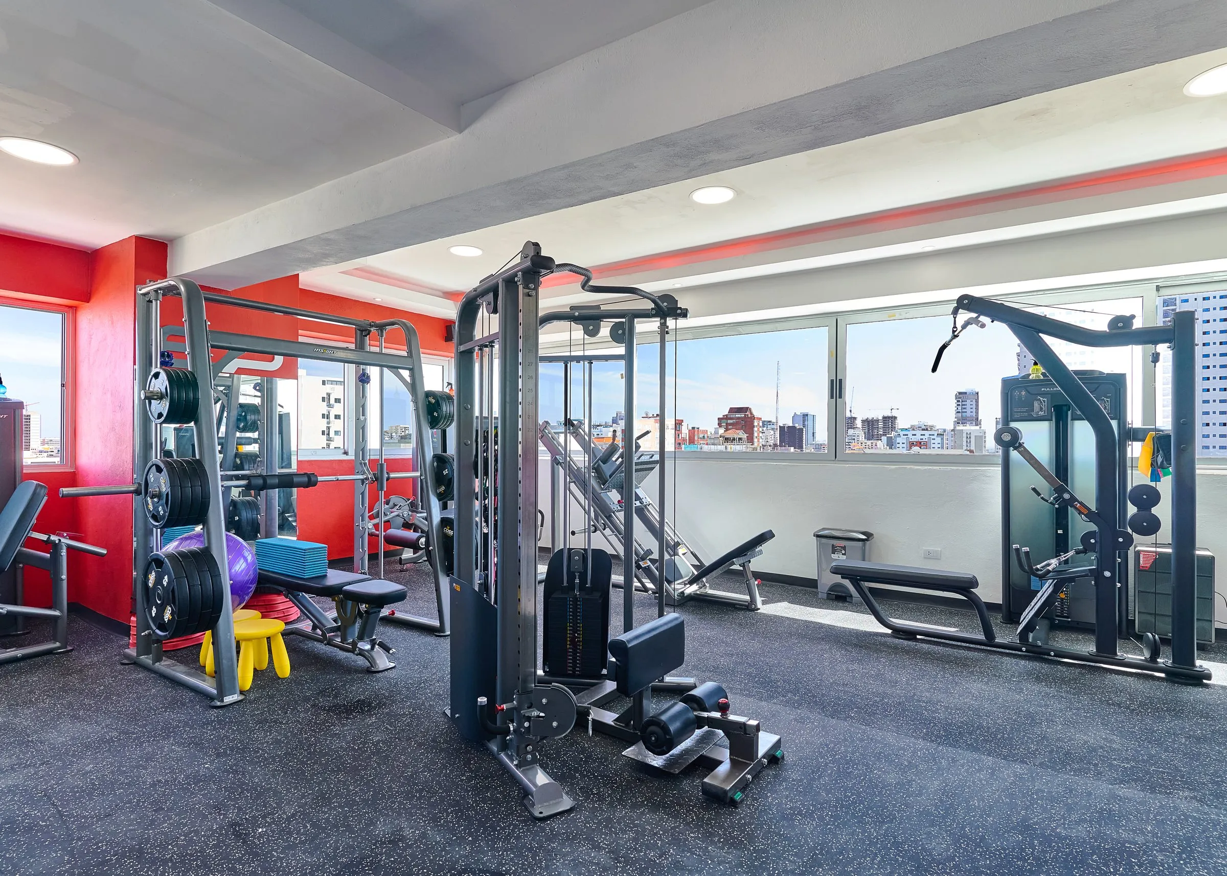 Central Suites Tower — Gimnasio totalmente equipado