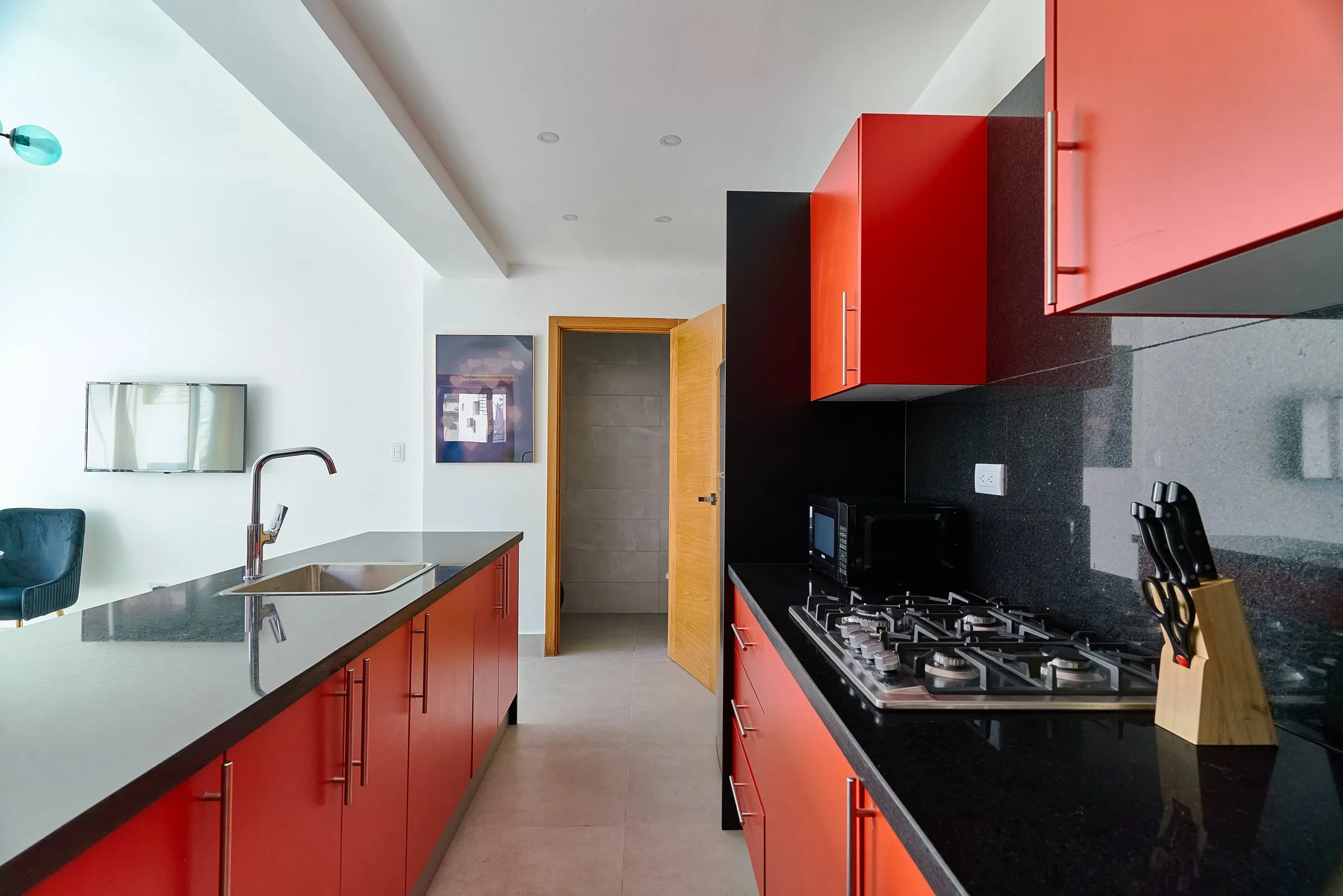 Cocina equipada en un apartamento de Central Suites Tower